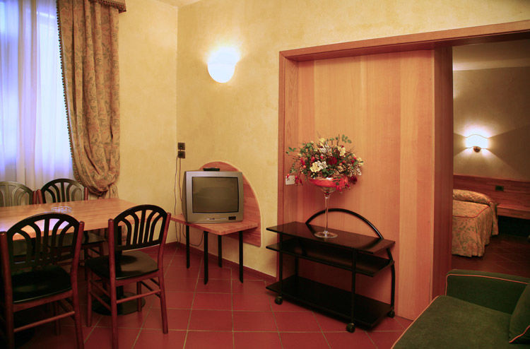 Hotel Grifone Firenze - Meetings & Spa Exterior photo