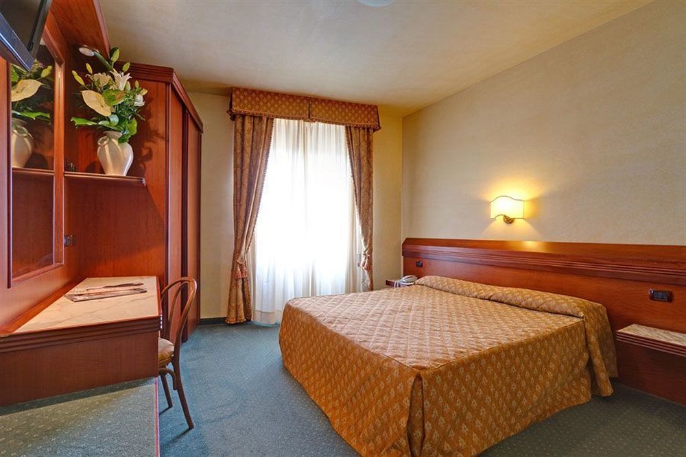 Hotel Grifone Firenze - Meetings & Spa Exterior photo